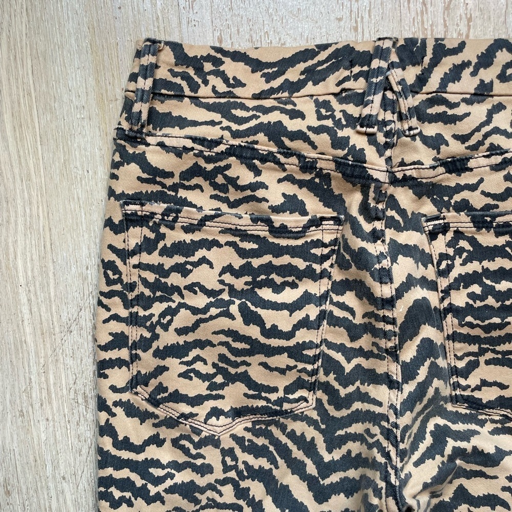 Good American Good Waist Crop Tiger Jeans — image 4 of 4